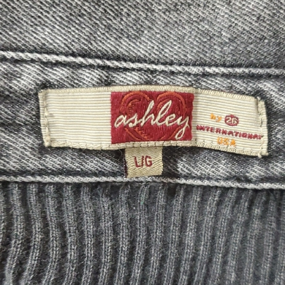 Ashley By 26 International Charcoal Jean Jacket NWOT - Picture 2 of 4